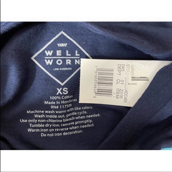Nwt Graphic Crewneck T Shirt - Picture 5 of 6